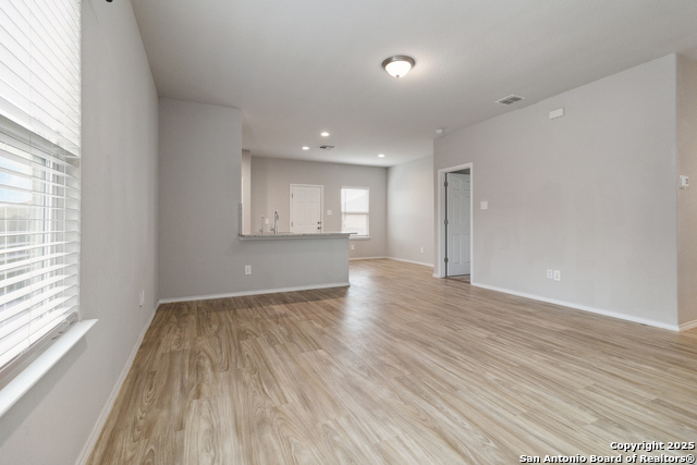 Image 6 of 32 For 3305 Ridge Place