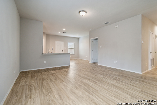 Image 7 of 32 For 3305 Ridge Place