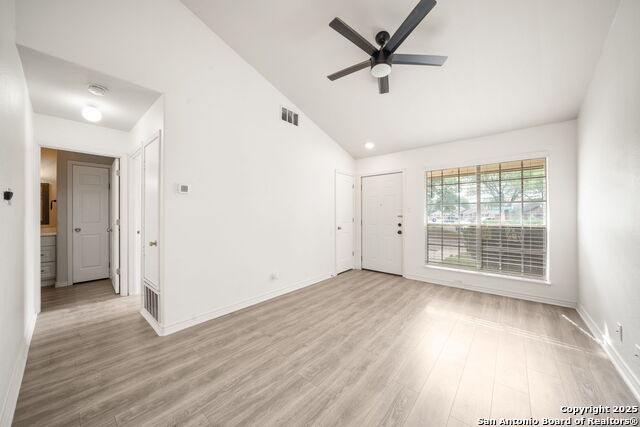 Image 31 of 31 For 9140 Timber Path  3101