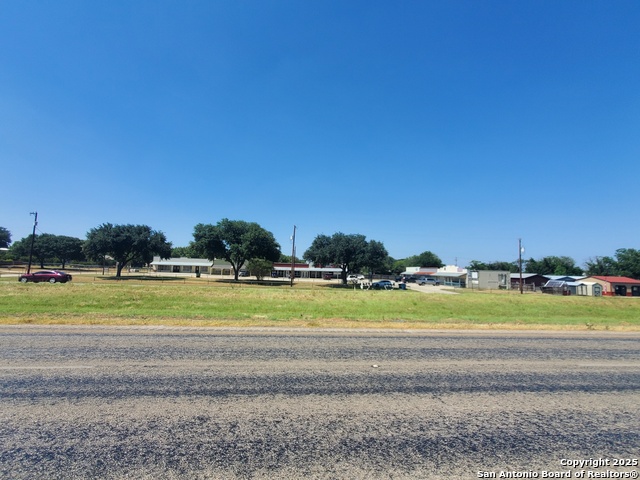 Listing photo id 5 for 12045 Us Highway 87 4