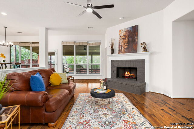 Listing photo id 12 for 15807 Socorro