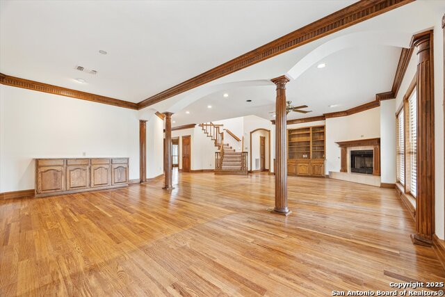 Image 12 of 44 For 640 Woodlake