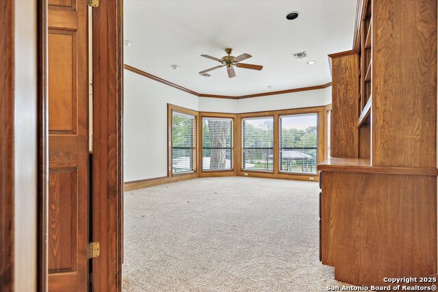 Image 15 of 44 For 640 Woodlake