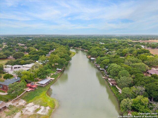 Image 43 of 44 For 640 Woodlake