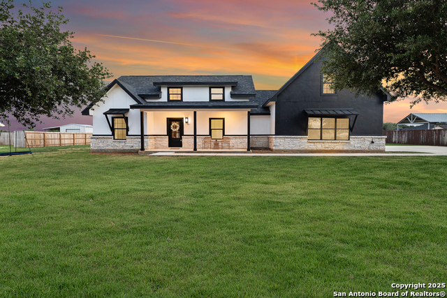 Details for 140 W Tree Farm, Lytle, TX 78052