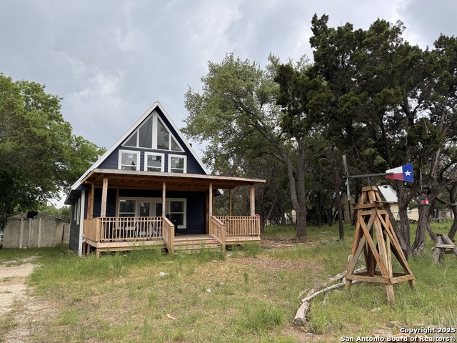 Listing photo id 0 for 354 Paradise
