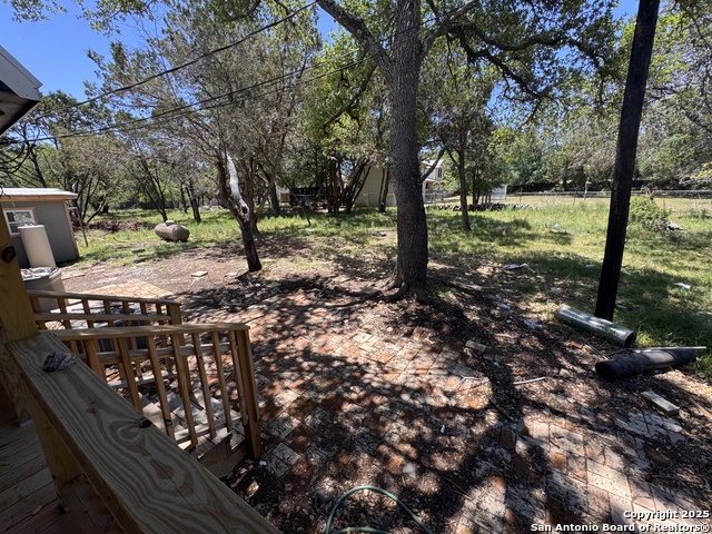 Listing photo id 34 for 354 Paradise