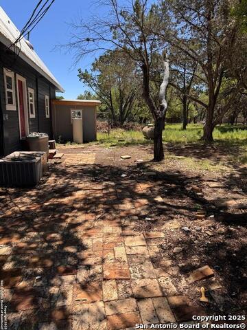 Listing photo id 38 for 354 Paradise