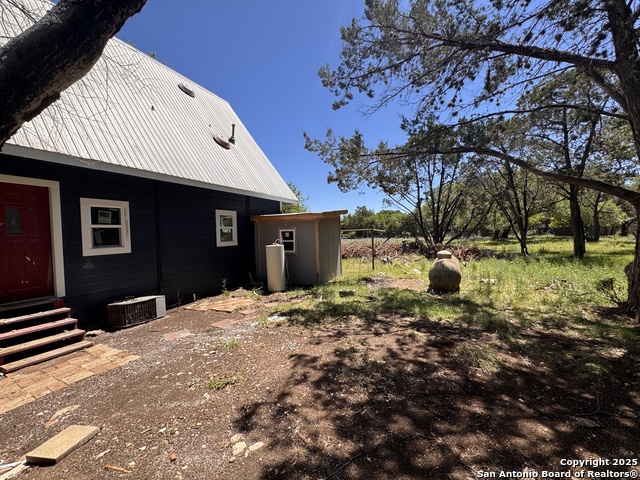 Listing photo id 41 for 354 Paradise