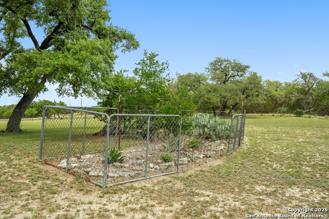 Image 12 of 50 For 1596 White River