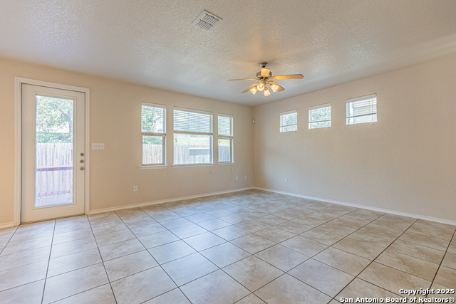 Image 8 of 34 For 21727 Andrews
