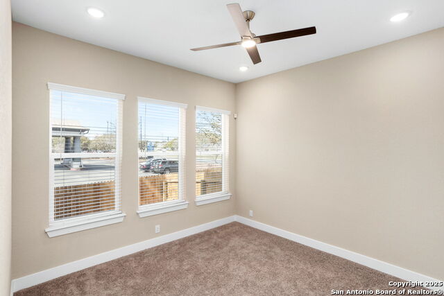 Listing photo id 12 for 11823 Zarkava