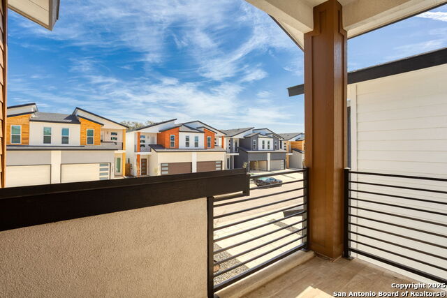 Listing photo id 28 for 11823 Zarkava