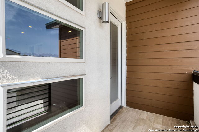 Listing photo id 29 for 11823 Zarkava