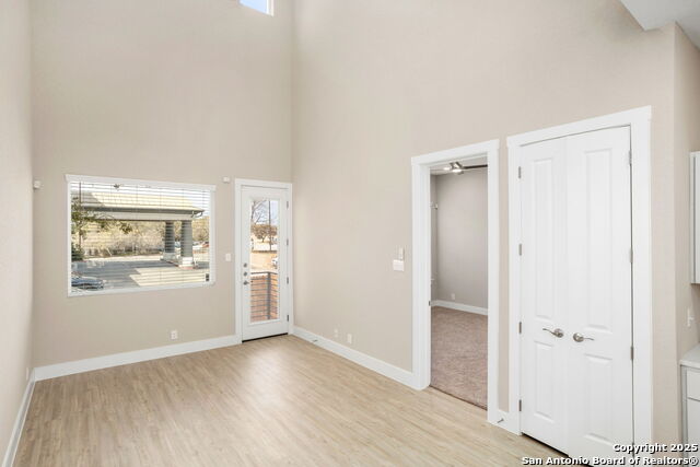 Listing photo id 30 for 11823 Zarkava