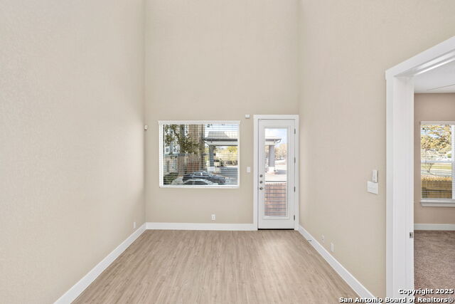 Listing photo id 31 for 11823 Zarkava