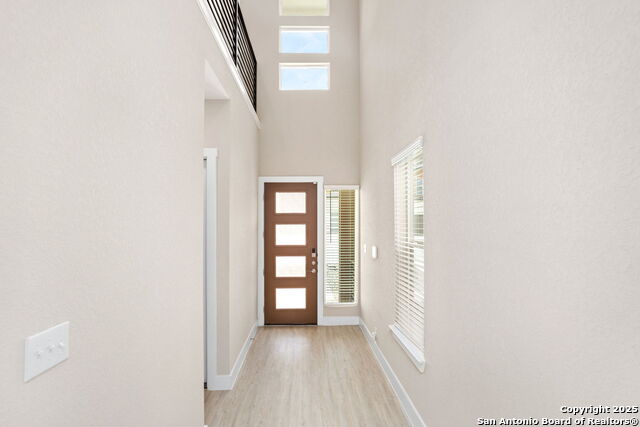 Listing photo id 4 for 11823 Zarkava