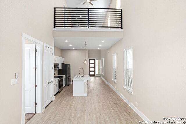Listing photo id 6 for 11823 Zarkava