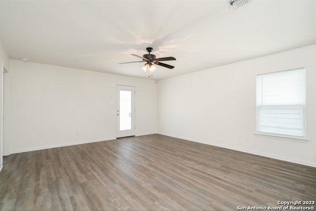 Image 10 of 23 For 3923 Southton View