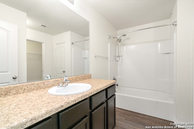Image 14 of 23 For 3923 Southton View