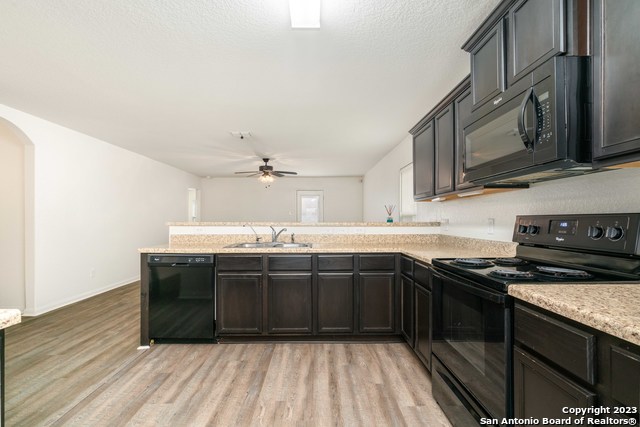 Image 6 of 23 For 3923 Southton View