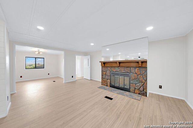 Image 3 of 27 For 609 County Road 301