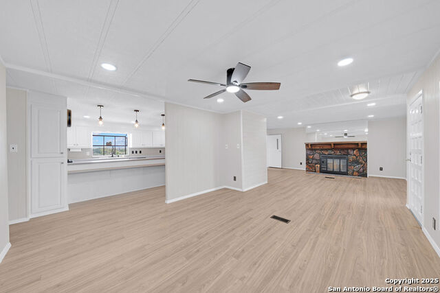 Image 4 of 27 For 609 County Road 301
