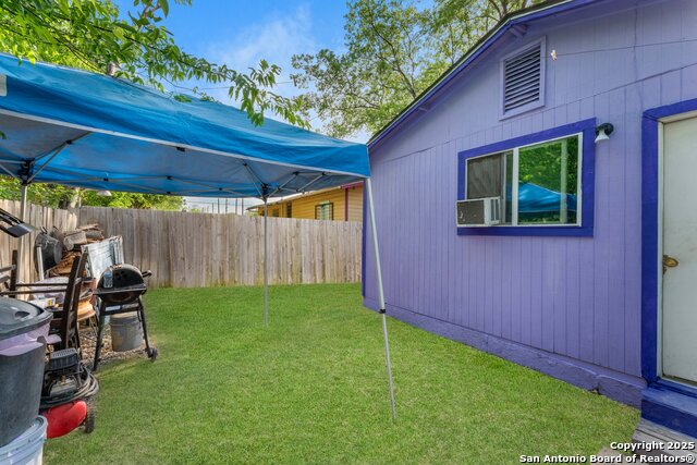 Image 6 of 14 For 918 Hamilton Ave S