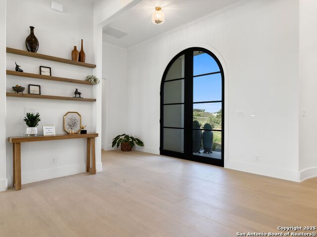 Listing photo id 2 for 137 Phillip Ranch Rd.