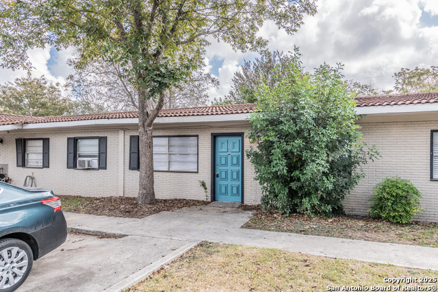 Details for 7923 Donore Pl  17, San Antonio, TX 78229