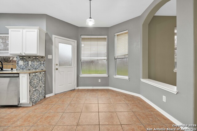 Image 12 of 26 For 527 Raven Ridge