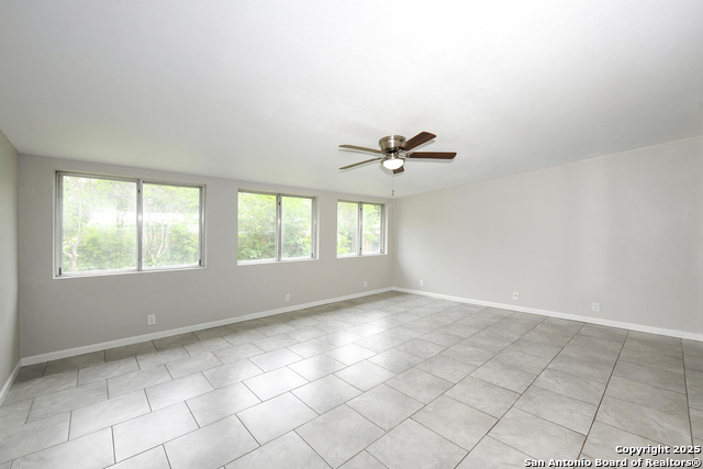 Image 14 of 26 For 3623 Invicta Dr