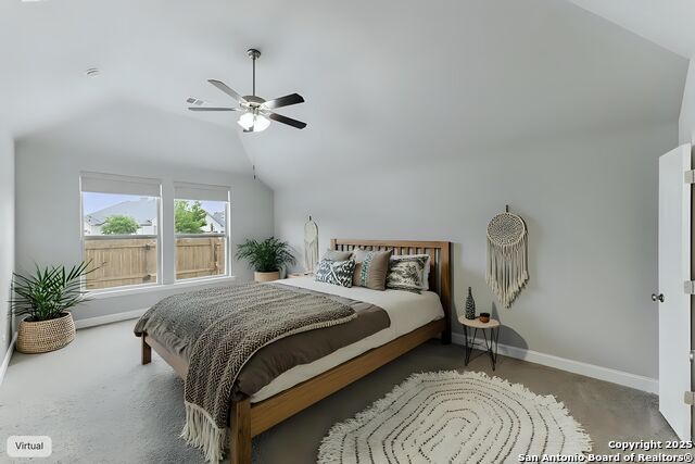 Listing photo id 15 for 907 Carriage Inn