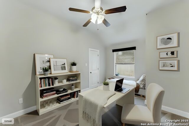 Listing photo id 24 for 907 Carriage Inn