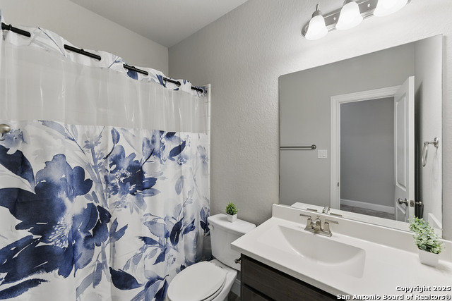 Listing photo id 31 for 907 Carriage Inn