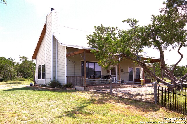 Listing photo id 8 for 510 Dead End Rd.