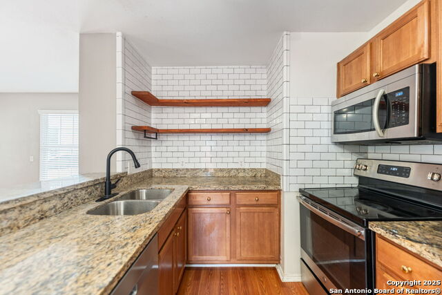Image 7 of 23 For 1318 Dawson St