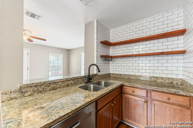 Image 8 of 23 For 1318 Dawson St