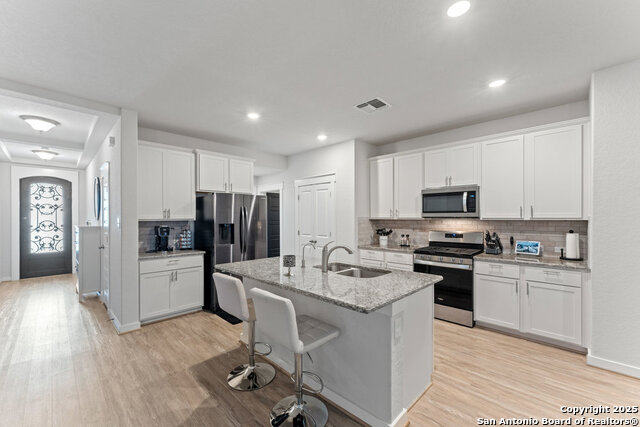 Image 10 of 27 For 8019 Chasemont Ct