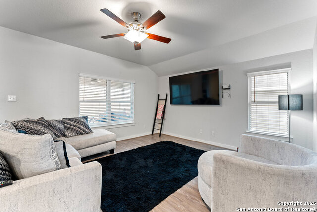 Image 6 of 27 For 8019 Chasemont Ct