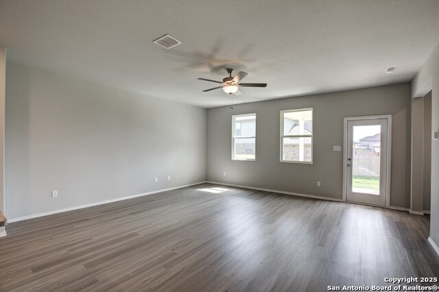 Image 10 of 32 For 7410 Cheyne Walk