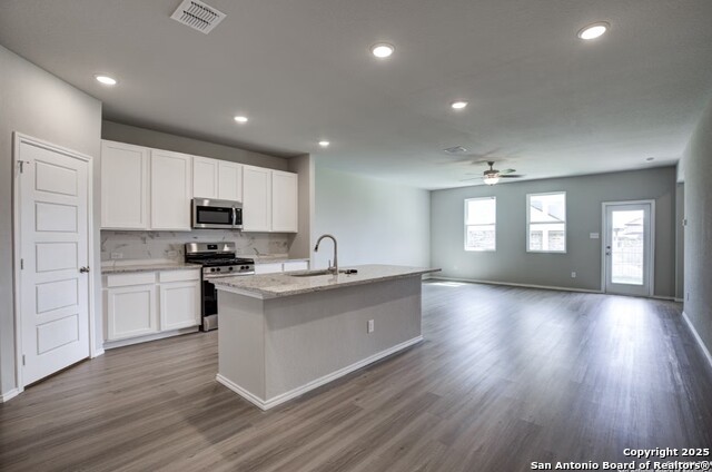 Image 6 of 32 For 7410 Cheyne Walk