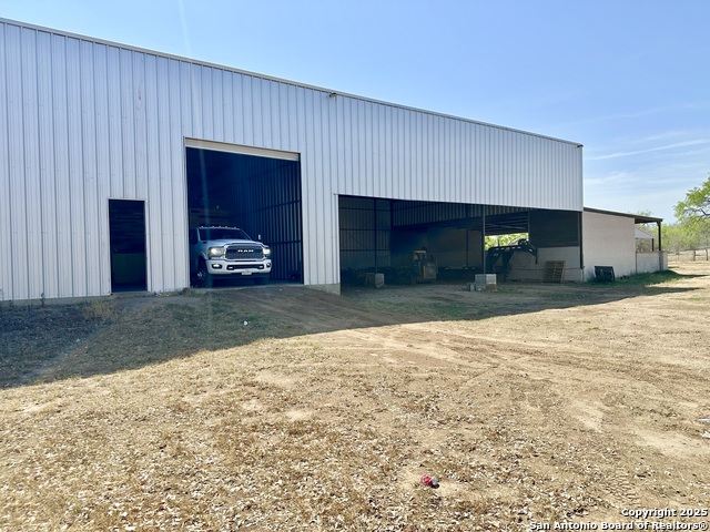 Image 34 of 50 For 259 Broken Arrow
