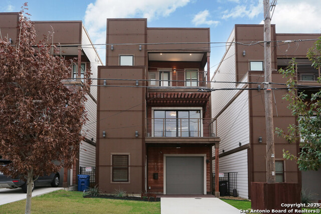 Details for 902 Montana St #103, San Antonio, TX 78203
