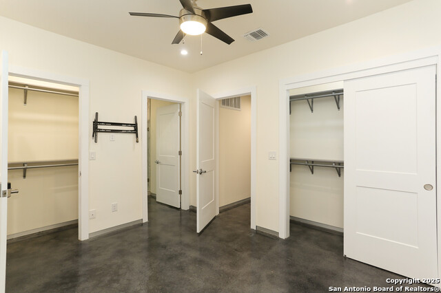 Image 5 of 22 For 902 Montana St #103