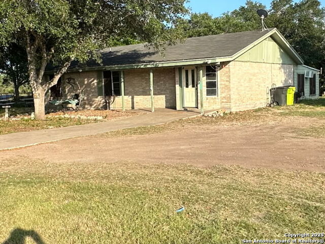 Image 3 of 4 For 2802 Comanche Dr