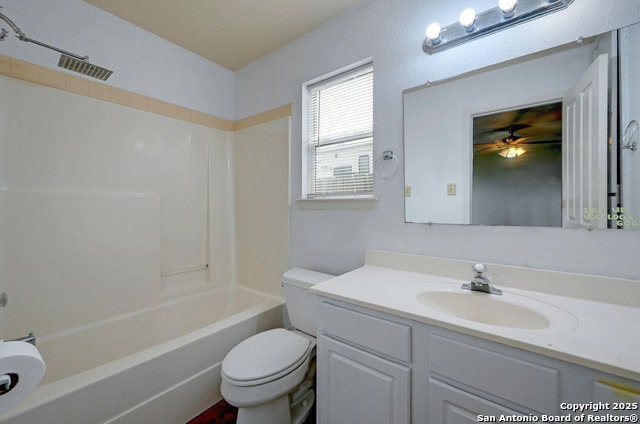 Image 12 of 23 For 1115 Oakridge Dr