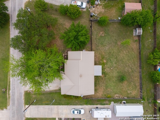 Image 22 of 23 For 1115 Oakridge Dr