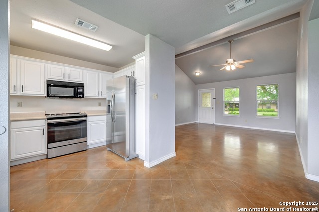 Image 7 of 23 For 1115 Oakridge Dr