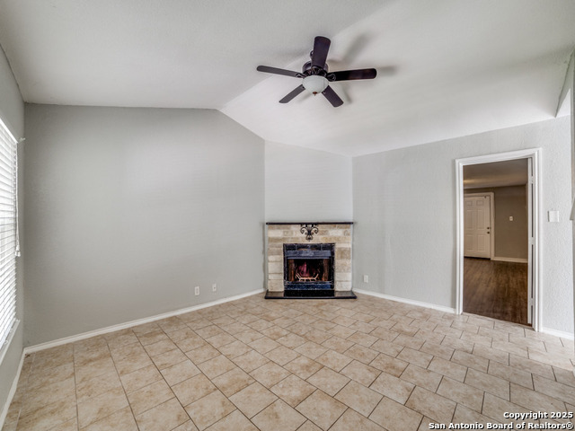 Image 5 of 25 For 10023 Amber Field